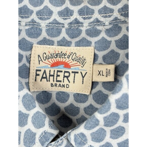 Faherty Playa Short Sleeve Button Down Blue Shirt Men’s XL Beach Fish Scale AOP - Picture 4 of 14